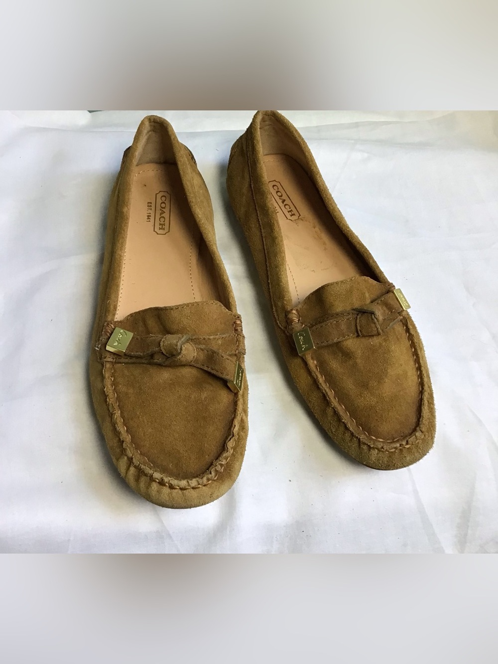 COACH Frida Women's Suede Moccasins in Camel Brown with Gold Accents Sz 7